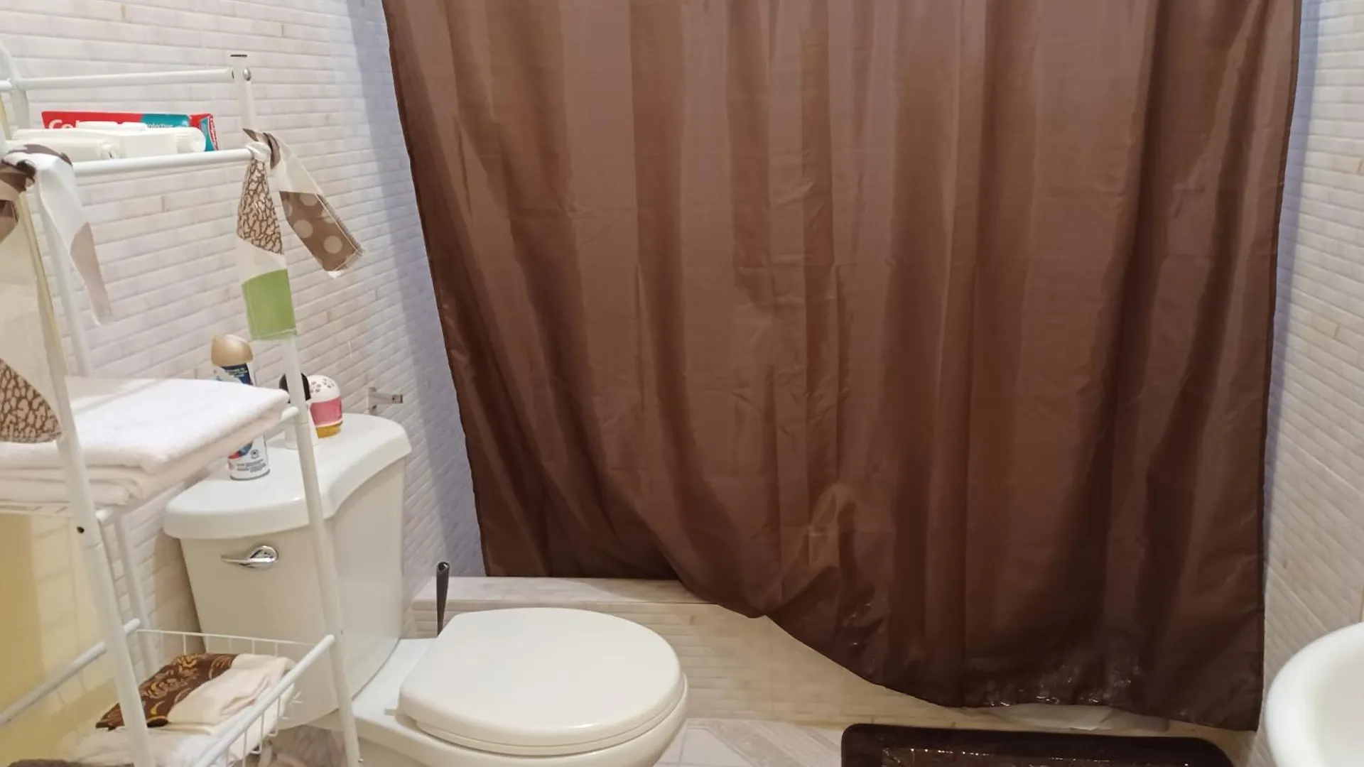 Homestay 1 Bdrm1 1 Bath Apartment Old Harbour